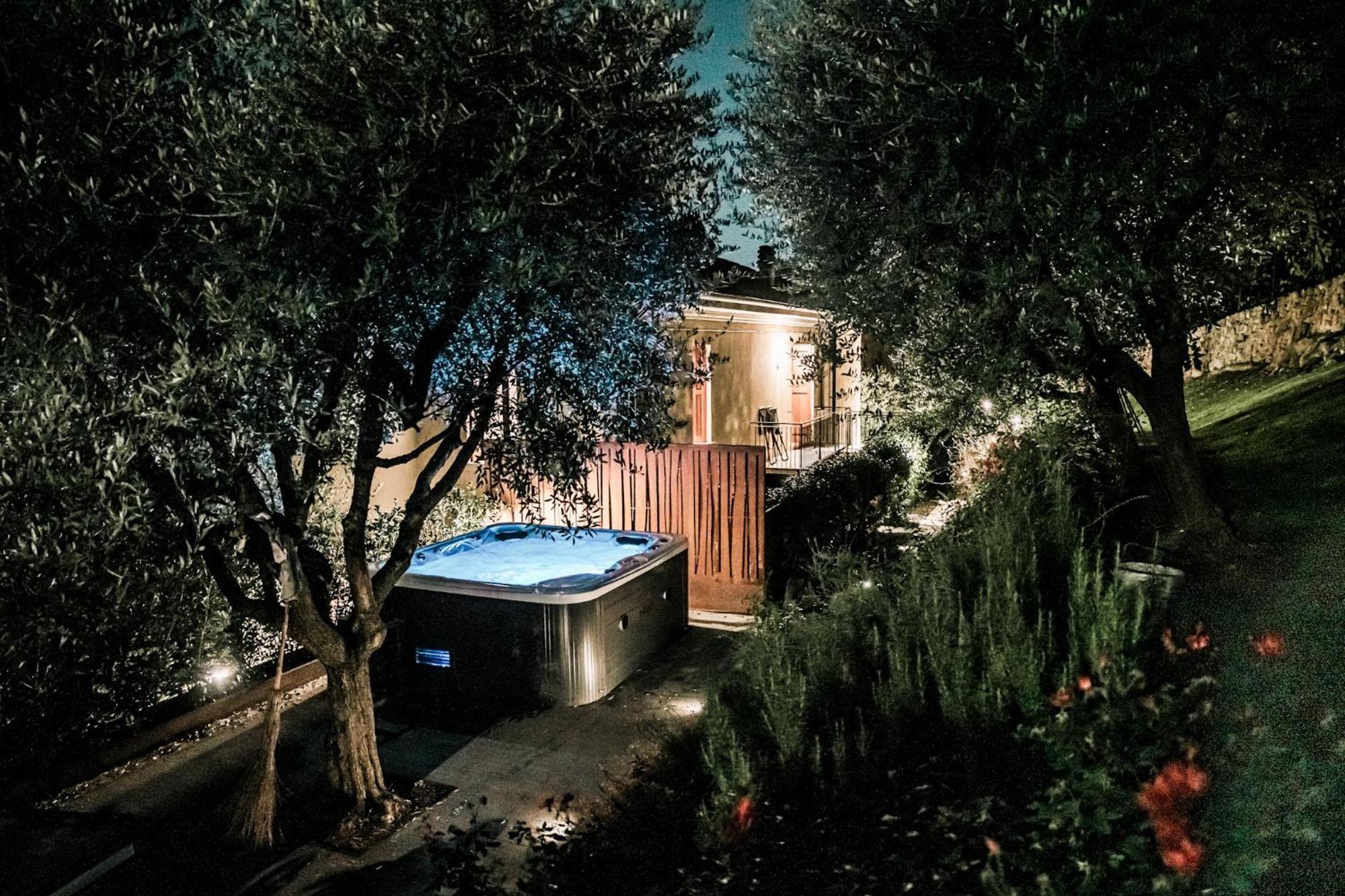 Naboo Verona Luxury Suites Exteriör bild